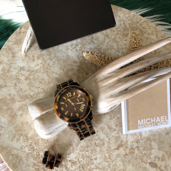 Michael Kors Tortoise Women\'s Watch